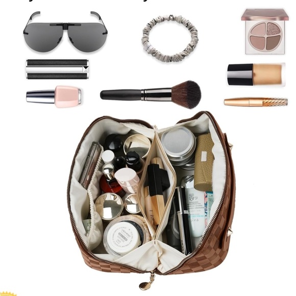 Rose of No Man's Land PINK Large Capacity Cosmetic Makeup Beauty Bag Pockets NWT - Picture 8 of 8